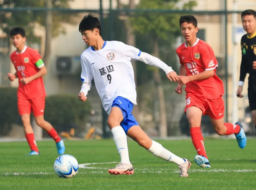 연변주 청소년축구선수들 전국성 경기서 3등 영예를